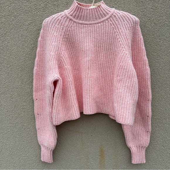 Cropped mockneck sweater - Picture 8 of 9